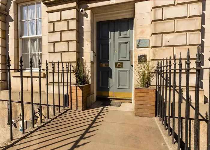 York Place Apartments By Destination Edinburgh